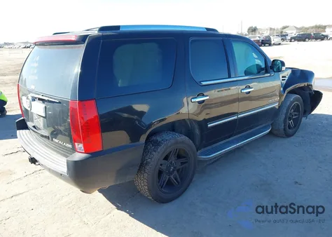 2008 Cadillac Escalade Standard из США, поврежденный, VIN 1GYFK63898R128571